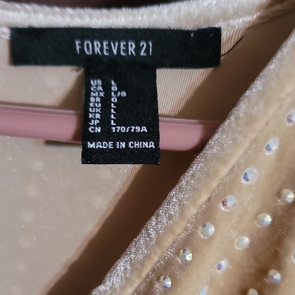 Forever 21 Cream Bodycon Dress with Plunge Neckline - Picture 2 of 7